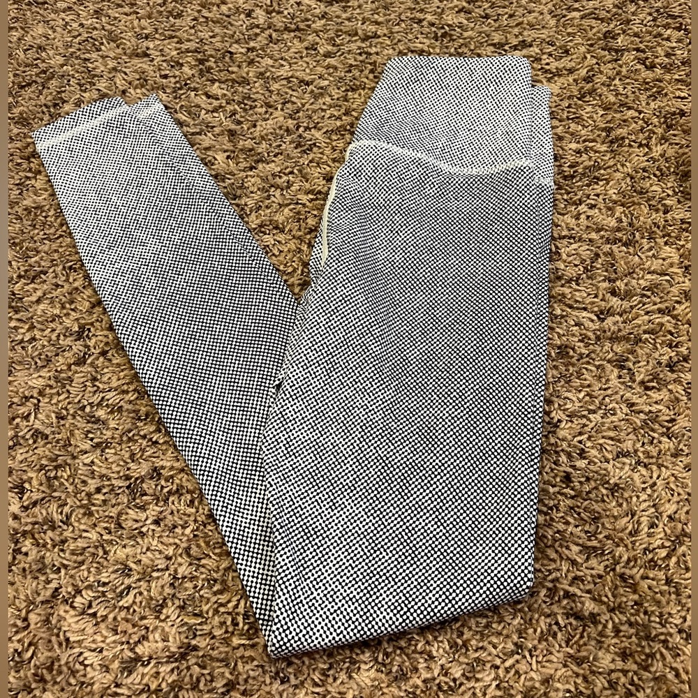 White and black Zyia leggings